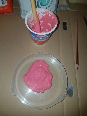 alginat zmienia kolor